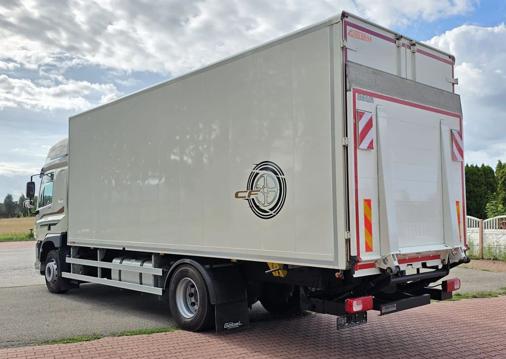 DAF CF 330 / 10.2017 / KONTENER MEBLOWY / IZOTERMA / WINDA / 18 PALET / E6 / NISKI PRZEBIEG / Z NIEMIEC / JAK NOWY / DUŻY SILNIK 10 837cm3// - Box truck: picture 5 DAF CF 330 / 10.2017 / KONTENER MEBLOWY / IZOTERMA / WINDA / 18 PALET / E6 / NISKI PRZEBIEG / Z NIEMIEC / JAK NOWY / DUŻY SILNIK 10 837cm3// - Box truck: picture 5