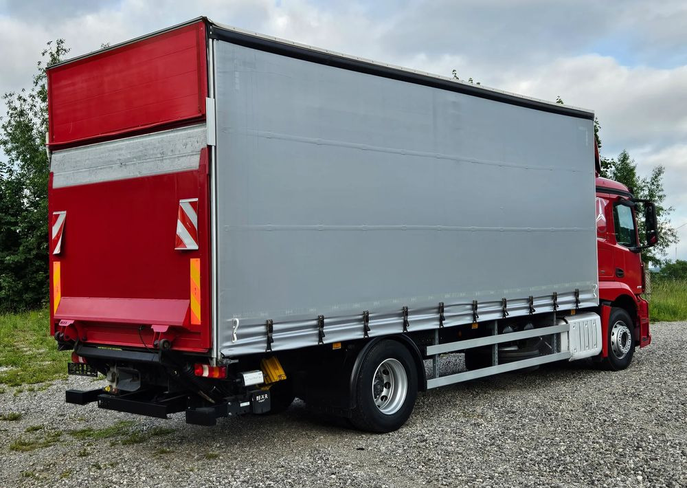 Mercedes-Benz ACTROS 1830/1827/1832/FIRANKA/WINDA/18 EUROPALET/AUTOMAT/Z NIEMIEC/2017/DUŻA ŁADOWNOŚĆ - Curtainsider truck: picture 5 Mercedes-Benz ACTROS 1830/1827/1832/FIRANKA/WINDA/18 EUROPALET/AUTOMAT/Z NIEMIEC/2017/DUŻA ŁADOWNOŚĆ - Curtainsider truck: picture 5