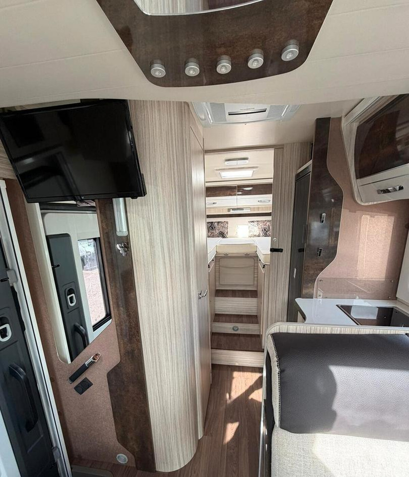 Elnagh T-LOFT 529 - Semi-integrated motorhome: picture 4 Elnagh T-LOFT 529 - Semi-integrated motorhome: picture 4