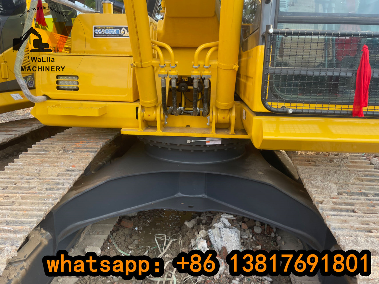 KOMATSU PC200-8 - Crawler excavator: picture 4 KOMATSU PC200-8 - Crawler excavator: picture 4