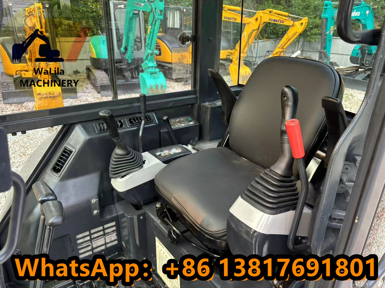 KOMATSU PC35MR-3 - Mini excavator: picture 3 KOMATSU PC35MR-3 - Mini excavator: picture 3