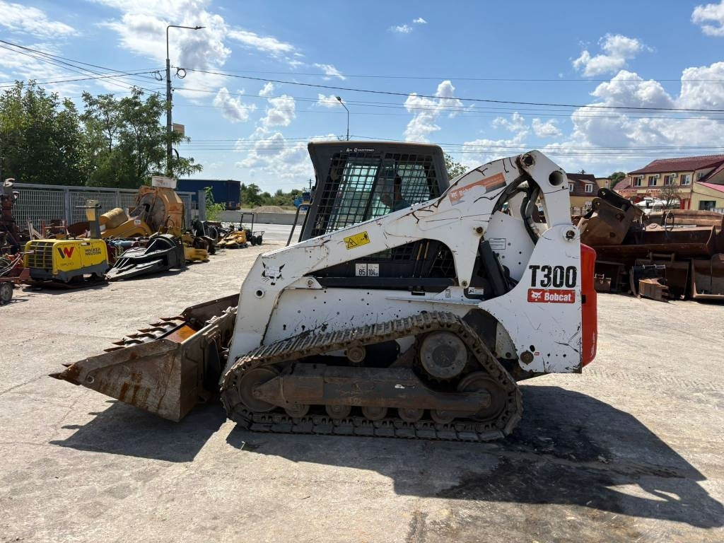 Bobcat T 300 - Skid steer loader: picture 5 Bobcat T 300 - Skid steer loader: picture 5