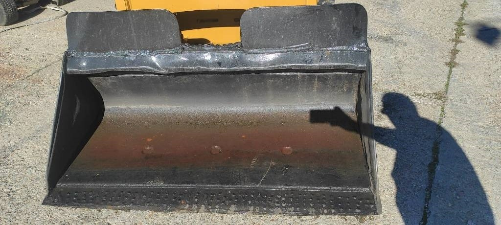 CAT 216 leasing CAT 216: picture 6 CAT 216 leasing CAT 216: picture 6