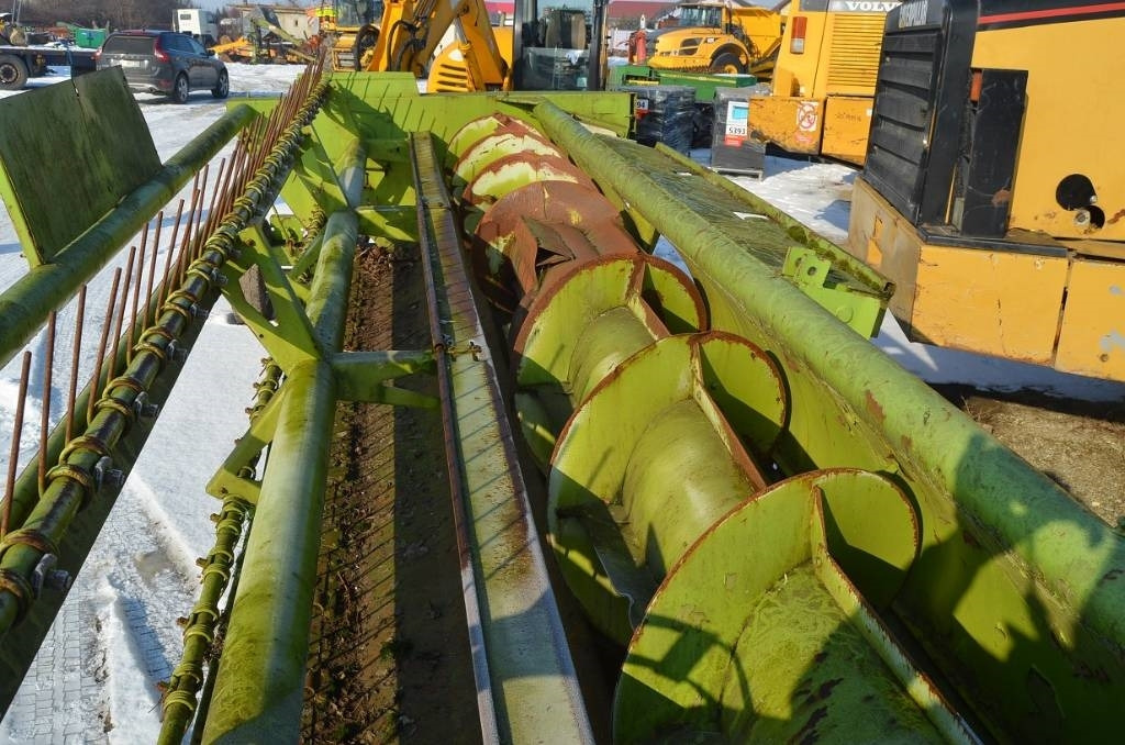 Claas 6m - Combine header: picture 3 Claas 6m - Combine header: picture 3