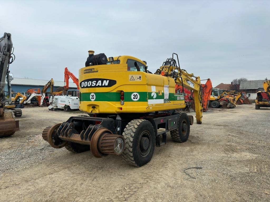 Doosan DX 160 WR - Wheel excavator: picture 5 Doosan DX 160 WR - Wheel excavator: picture 5