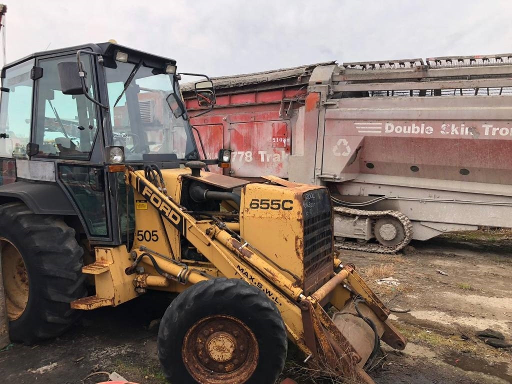 Ford / New Holland For Parts 655C - Backhoe loader: picture 4 Ford / New Holland For Parts 655C - Backhoe loader: picture 4