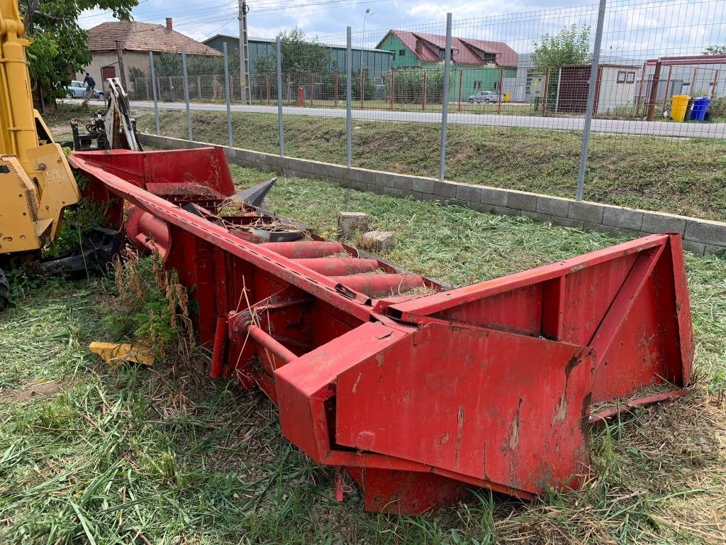 Kuhn 11M - Harvester attachment: picture 4 Kuhn 11M - Harvester attachment: picture 4