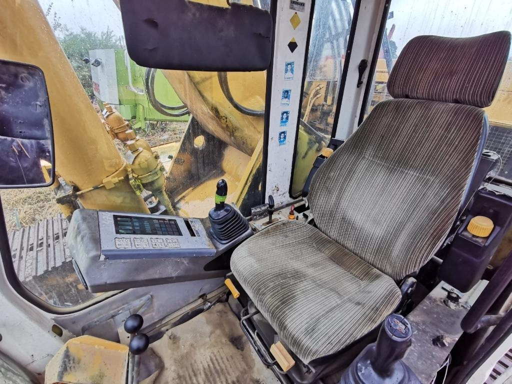 Crawler excavator Liebherr R 942 Litronic: picture 6