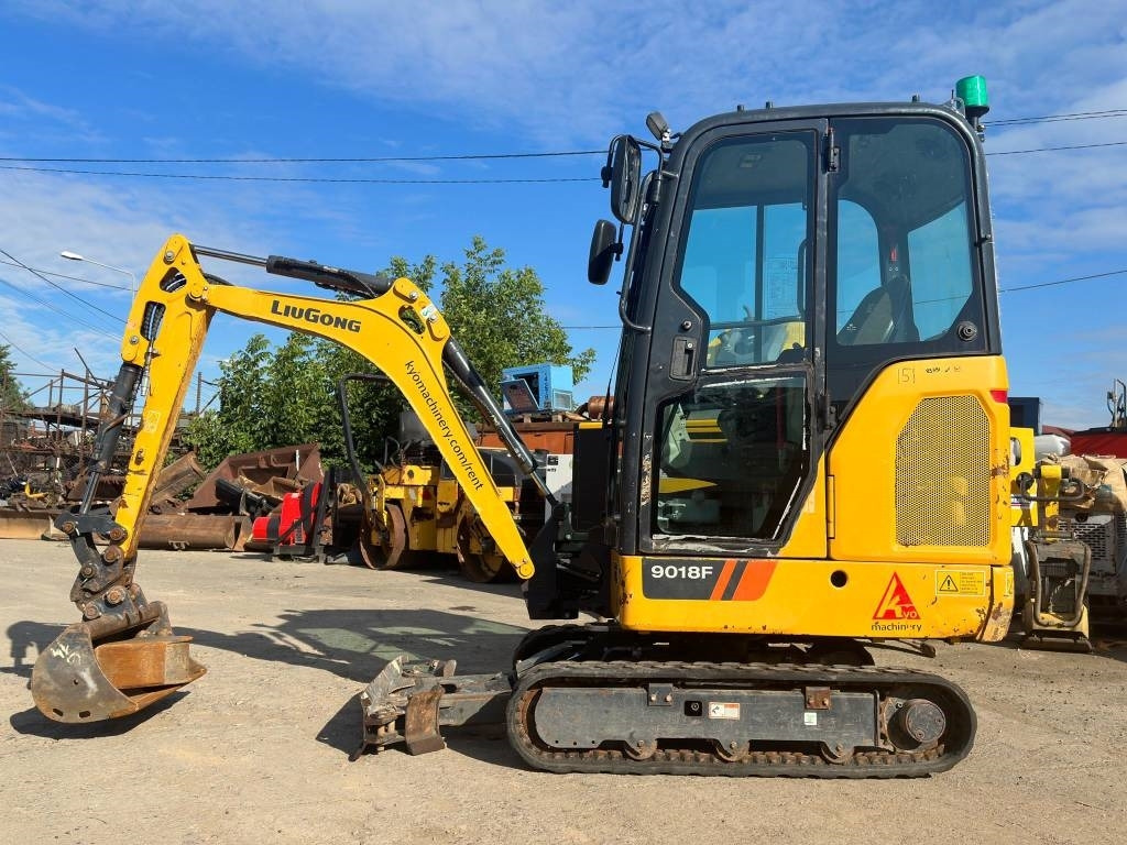 Liugong 9018F  - Mini excavator: picture 2 Liugong 9018F  - Mini excavator: picture 2