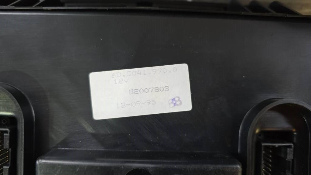 New Holland 82007803 NEW Instrument Cluster - Electrical system for Construction machinery: picture 2 New Holland 82007803 NEW Instrument Cluster - Electrical system for Construction machinery: picture 2