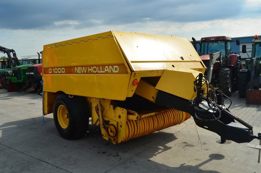New Holland D1000 - Square baler: picture 4 New Holland D1000 - Square baler: picture 4