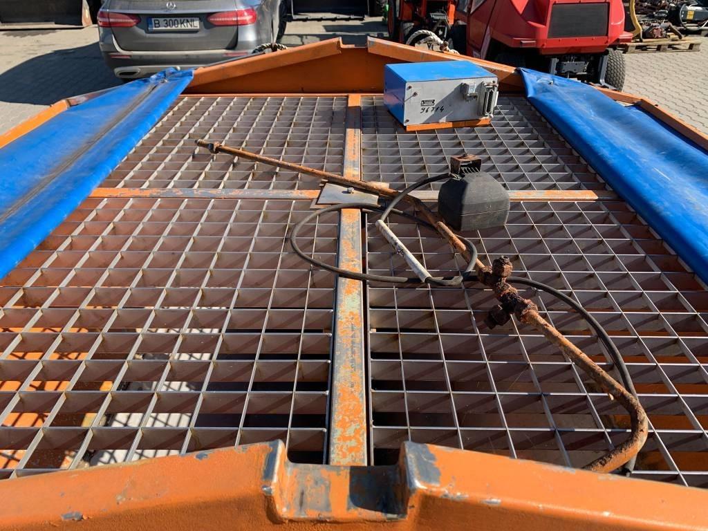 Sand/ Salt spreader for Utility/ Special vehicle Schmidt Schmidt: picture 7