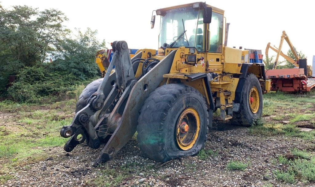 Volvo L 120 C - Wheel loader: picture 1 Volvo L 120 C - Wheel loader: picture 1