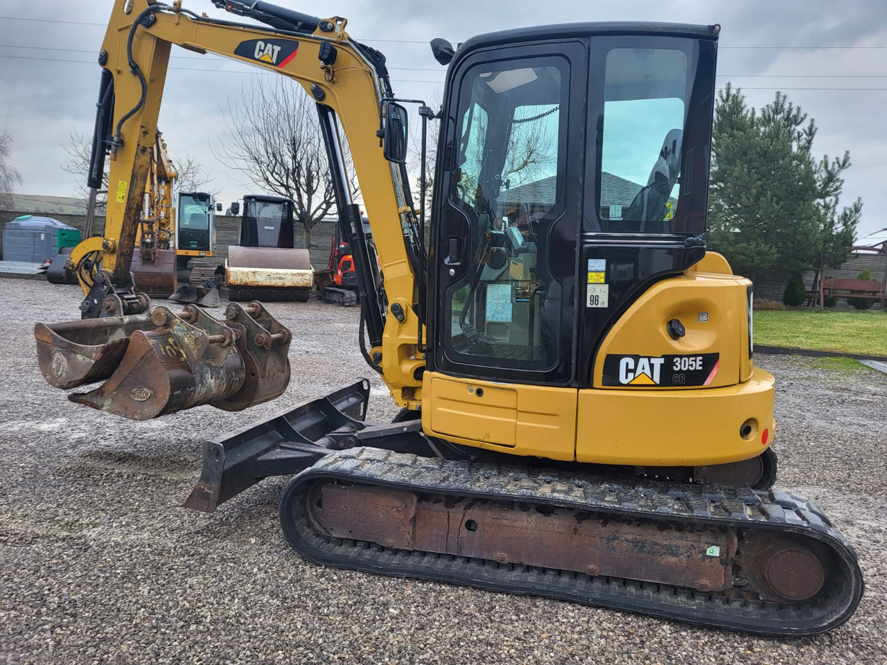 CATERPILLAR 305E CR - Mini excavator: picture 1 CATERPILLAR 305E CR - Mini excavator: picture 1