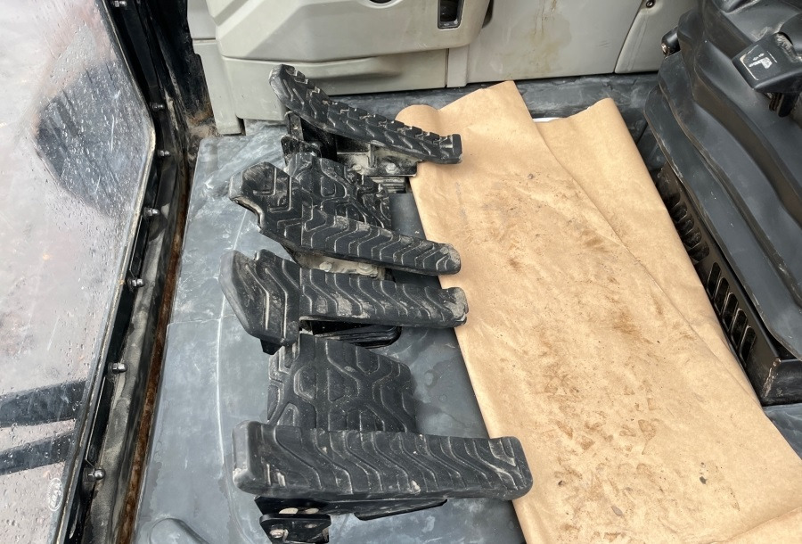 CATERPILLAR 349E - Crawler excavator: picture 5 CATERPILLAR 349E - Crawler excavator: picture 5