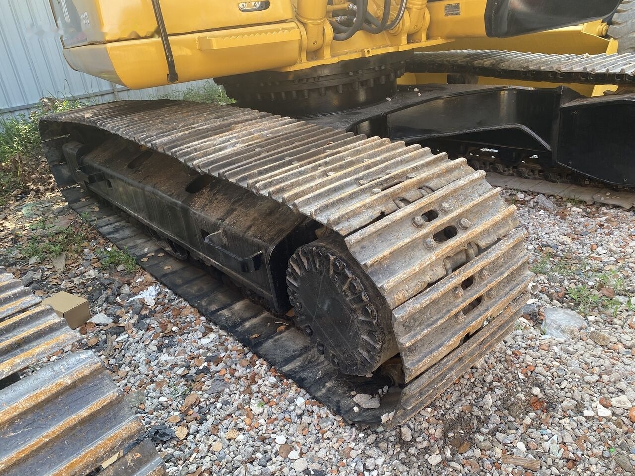 Crawler excavator Caterpillar 320CL: picture 6