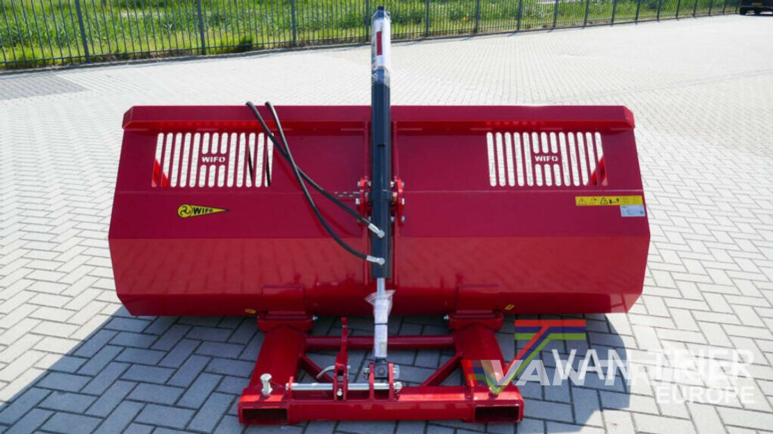 WIFO HOD-225 Loading bucket - Loader bucket: picture 5 WIFO HOD-225 Loading bucket - Loader bucket: picture 5