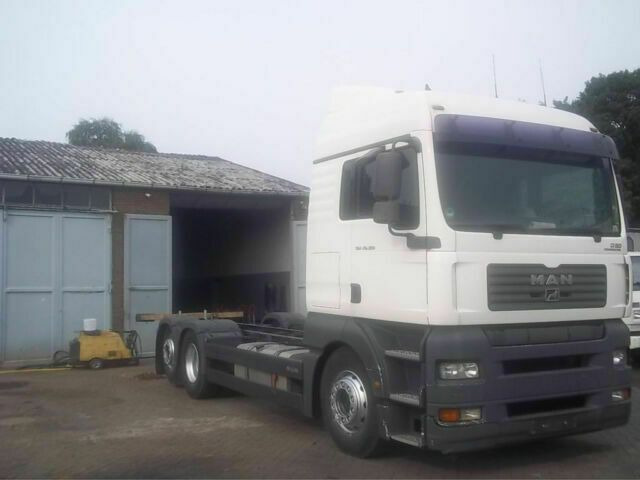 MAN 26.390 Fahrgestell Schaltgetriebe - Cab chassis truck: picture 3 MAN 26.390 Fahrgestell Schaltgetriebe - Cab chassis truck: picture 3