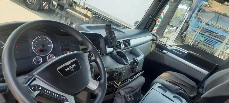 Dropside/ Flatbed truck, Crane truck MAN TGS 26.400 Kipper Mit Kran/Funk: picture 8