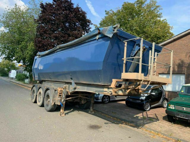 Meiller Kippmulde 24 Kubik - Tipper semi-trailer: picture 2 Meiller Kippmulde 24 Kubik - Tipper semi-trailer: picture 2