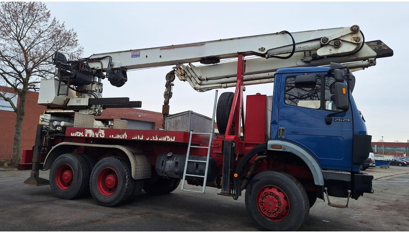 Mercedes-Benz 2629 AK Motorwagen mit Kran Dachdeckerkran6x6 - Crane truck: picture 1 Mercedes-Benz 2629 AK Motorwagen mit Kran Dachdeckerkran6x6 - Crane truck: picture 1