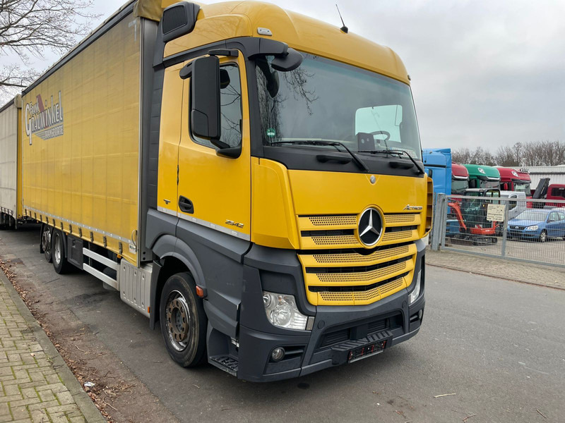 Mercedes-Benz 2642 Jumbo - Curtainsider truck: picture 2 Mercedes-Benz 2642 Jumbo - Curtainsider truck: picture 2