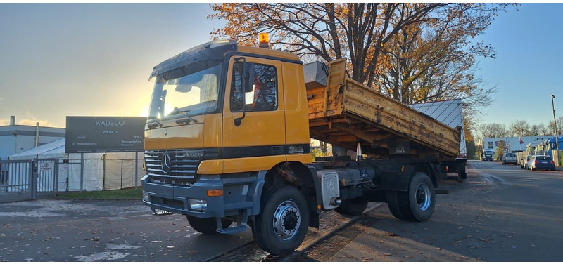 Mercedes-Benz Axor 1843 - Tipper: picture 2 Mercedes-Benz Axor 1843 - Tipper: picture 2