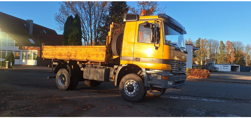 Mercedes-Benz Axor 1843 - Tipper: picture 3 Mercedes-Benz Axor 1843 - Tipper: picture 3