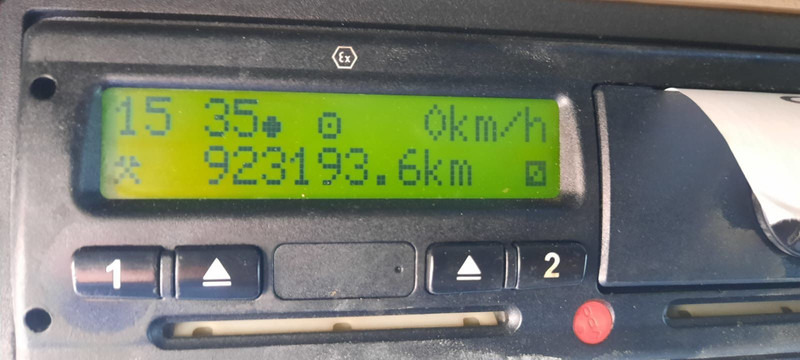 Tractor unit Scania R450: picture 9