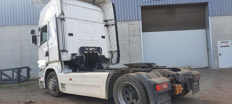 Tractor unit Scania R450: picture 6