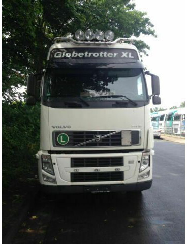 Volvo FH 440 G.Haus-Hochdach Euro:4 German Truck - Tractor unit: picture 2 Volvo FH 440 G.Haus-Hochdach Euro:4 German Truck - Tractor unit: picture 2