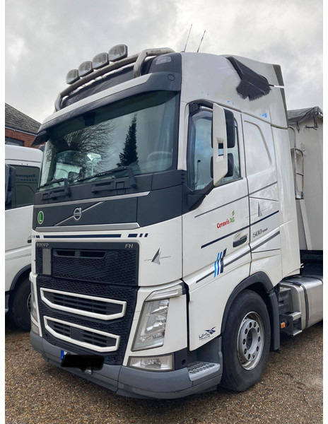 Volvo FH 500 Globbetrotter - Tractor unit: picture 1 Volvo FH 500 Globbetrotter - Tractor unit: picture 1