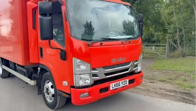 2016 Izuzu Refrigerated Truck - Refrigerator truck: picture 3 2016 Izuzu Refrigerated Truck - Refrigerator truck: picture 3