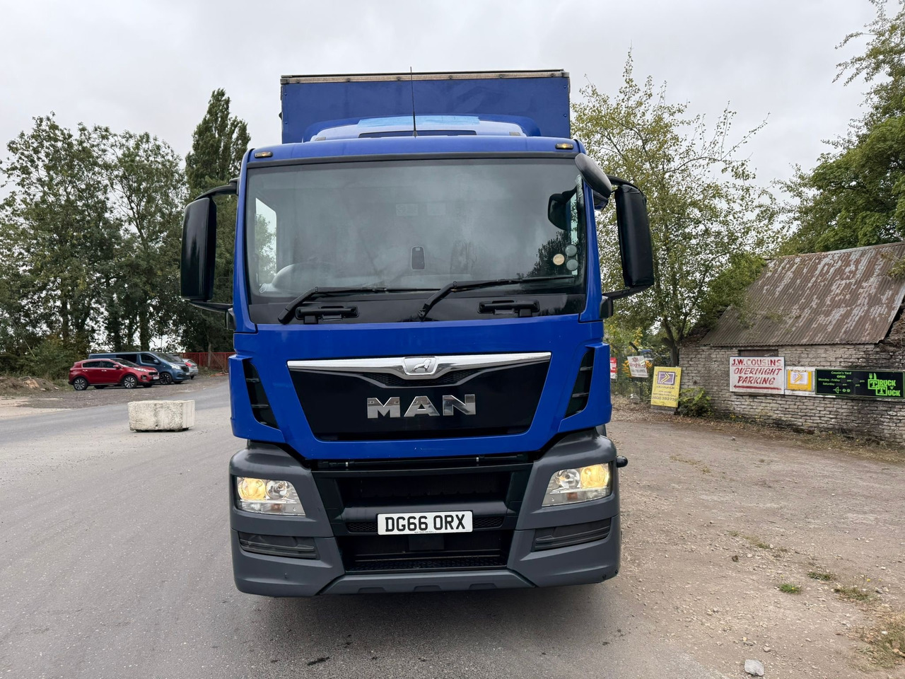 2016 MAN TGS 26 Curtainside Truck - Curtainsider truck: picture 3 2016 MAN TGS 26 Curtainside Truck - Curtainsider truck: picture 3