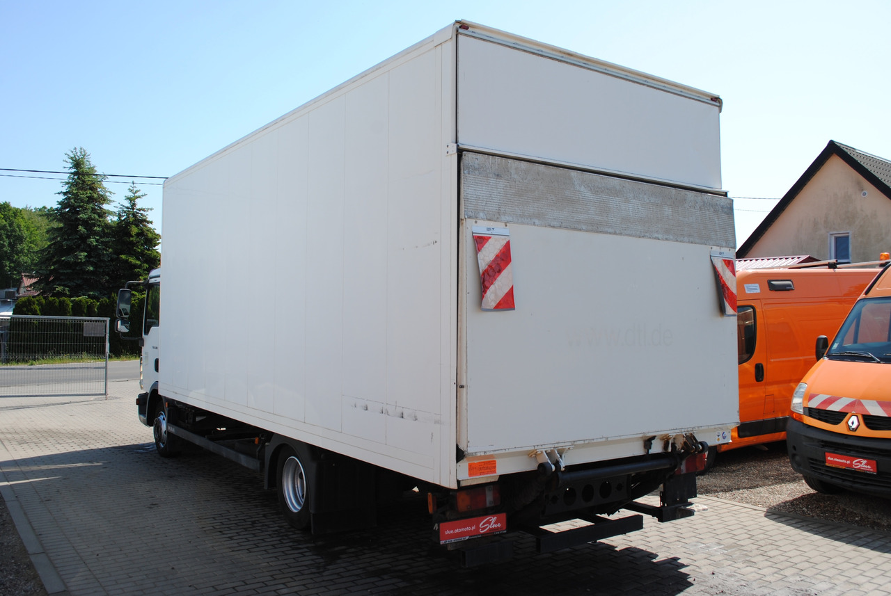 MAN TGL 12.180 - Box truck: picture 4 MAN TGL 12.180 - Box truck: picture 4
