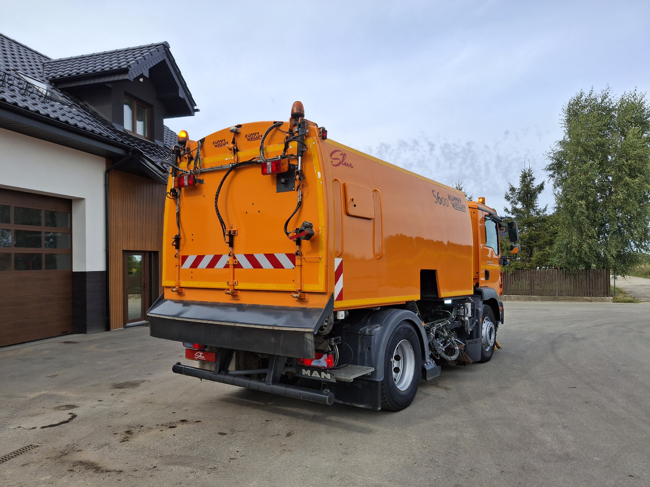 MAN TGM 18.250 Zamiatarka Kupper Weisser BROCK 2 Motoren Szczotki L/R PM10 Odchwaszczarka - Road sweeper: picture 5 MAN TGM 18.250 Zamiatarka Kupper Weisser BROCK 2 Motoren Szczotki L/R PM10 Odchwaszczarka - Road sweeper: picture 5