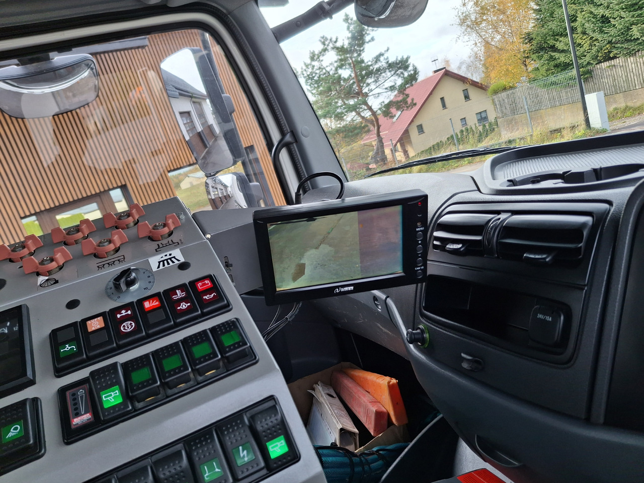 Road sweeper Mercedes-Benz Atego 1524 Zamiatarka Kehrmaschine BUCHER 2 Motoren Sweeper: picture 26 Road sweeper Mercedes-Benz Atego 1524 Zamiatarka Kehrmaschine BUCHER 2 Motoren Sweeper: picture 26