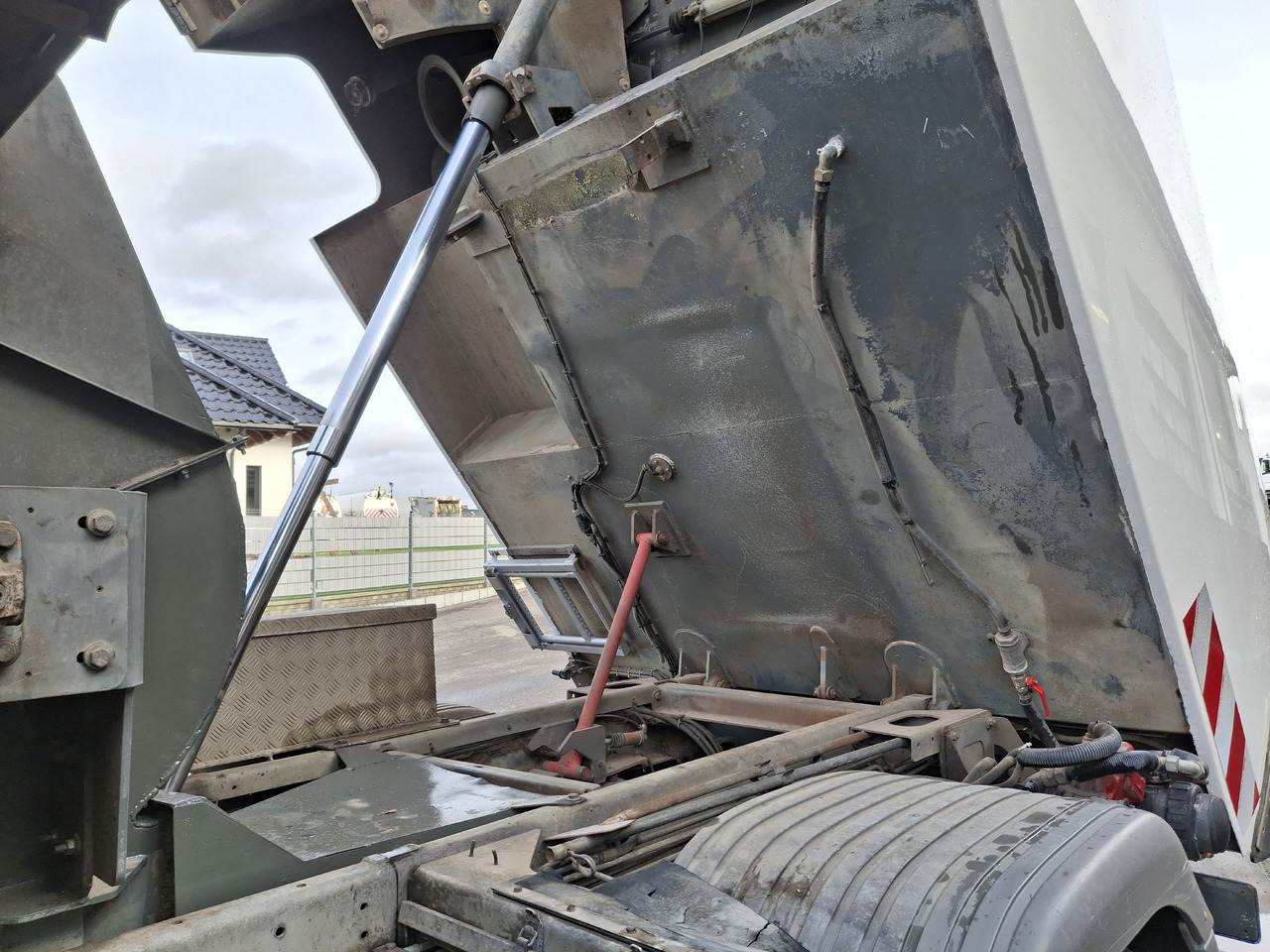 Road sweeper Mercedes-Benz Atego 1524 Zamiatarka Kehrmaschine BUCHER 2 Motoren Sweeper: picture 17 Road sweeper Mercedes-Benz Atego 1524 Zamiatarka Kehrmaschine BUCHER 2 Motoren Sweeper: picture 17