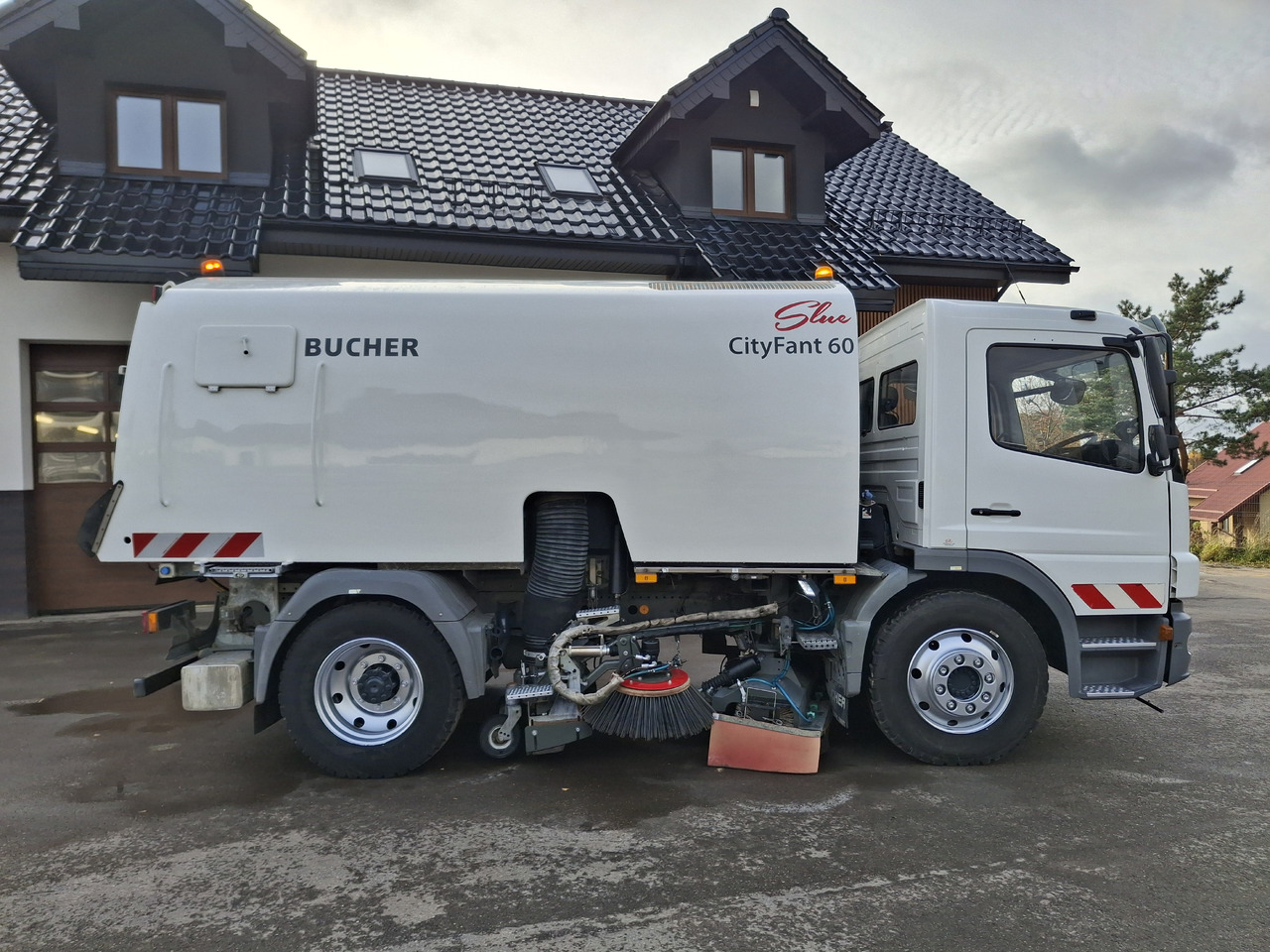 Road sweeper Mercedes-Benz Atego 1524 Zamiatarka Kehrmaschine BUCHER 2 Motoren Sweeper: picture 12 Road sweeper Mercedes-Benz Atego 1524 Zamiatarka Kehrmaschine BUCHER 2 Motoren Sweeper: picture 12