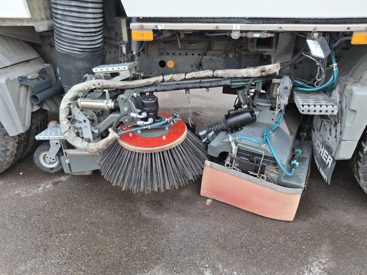 Road sweeper Mercedes-Benz Atego 1524 Zamiatarka Kehrmaschine BUCHER 2 Motoren Sweeper: picture 10 Road sweeper Mercedes-Benz Atego 1524 Zamiatarka Kehrmaschine BUCHER 2 Motoren Sweeper: picture 10