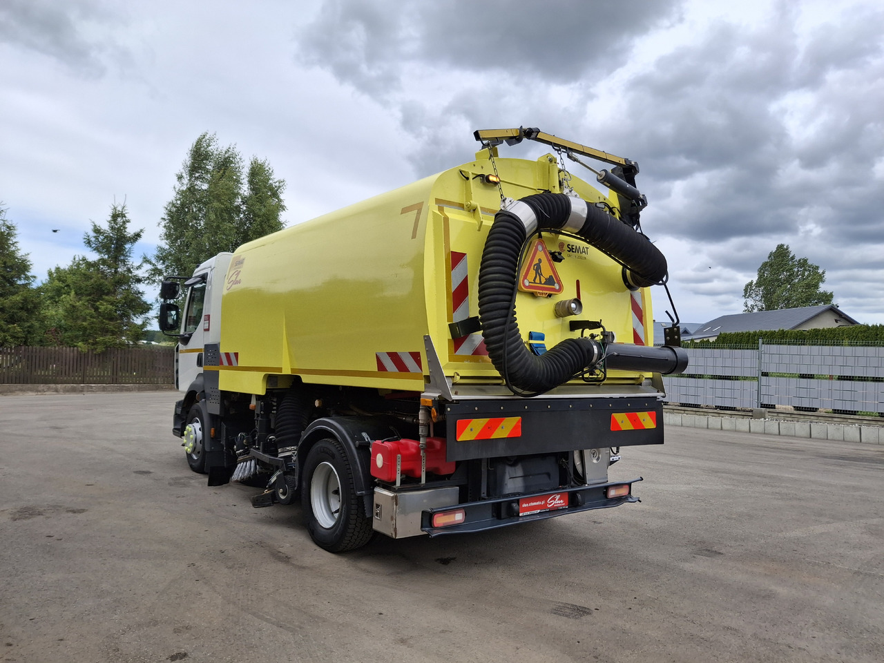 RENAULT D16 Zamiatarka Kehrmaschine SEMAT Zoeller FAUN Karcher Szczotki L/R Hydrostat Euro 6 PM10 Rura Do Liści - Road sweeper: picture 4 RENAULT D16 Zamiatarka Kehrmaschine SEMAT Zoeller FAUN Karcher Szczotki L/R Hydrostat Euro 6 PM10 Rura Do Liści - Road sweeper: picture 4