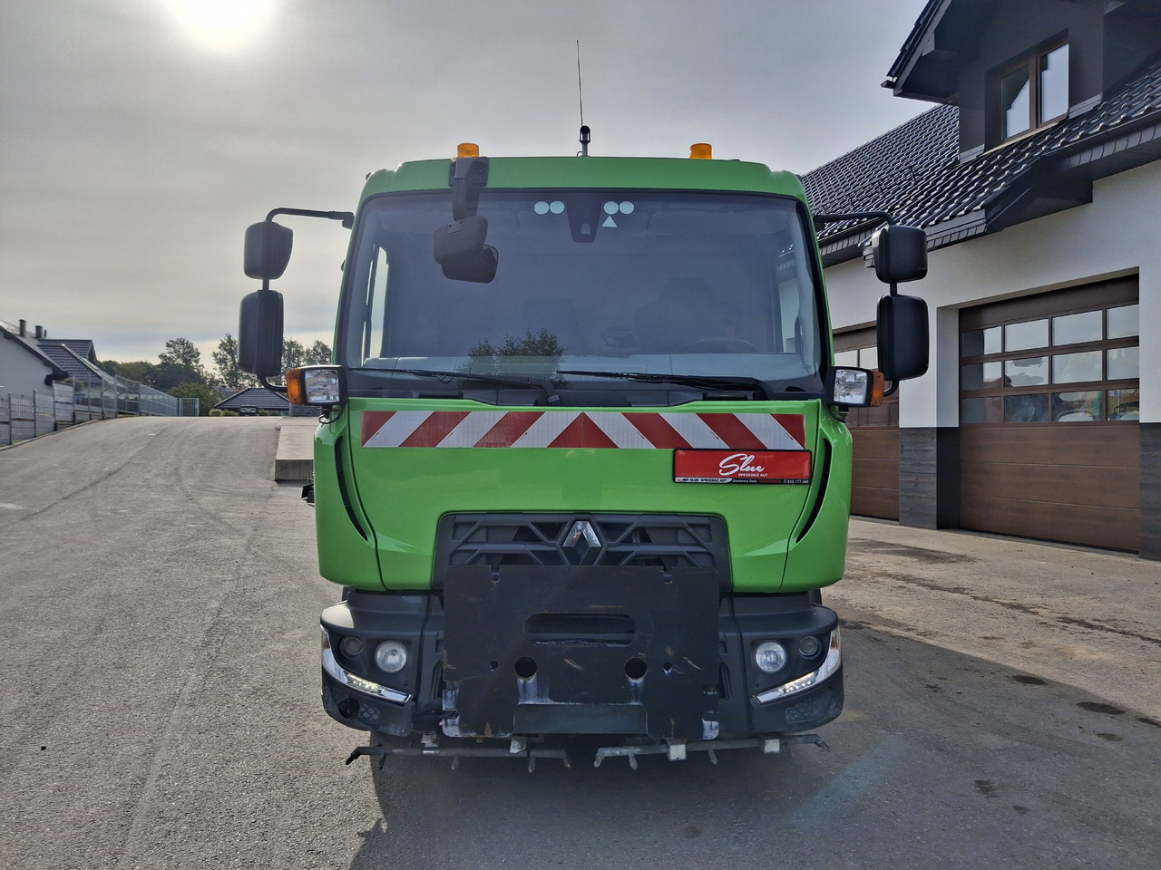 RENAULT D16 Polewaczka Karcher Straßenwaschanlage Euro 6 - Utility/ Special vehicle: picture 2 RENAULT D16 Polewaczka Karcher Straßenwaschanlage Euro 6 - Utility/ Special vehicle: picture 2