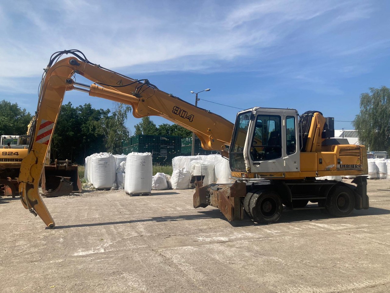 Liebherr A 904 Litronic - Waste/ Industry handler: picture 2 Liebherr A 904 Litronic - Waste/ Industry handler: picture 2