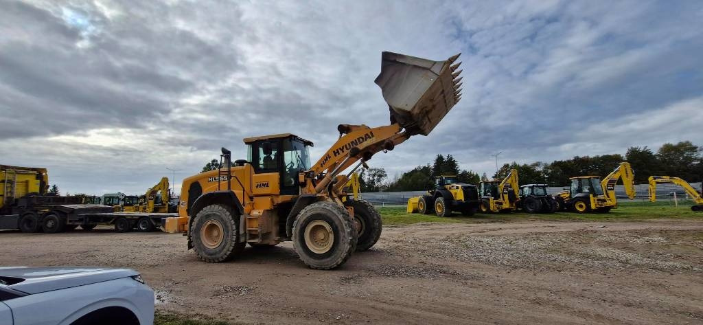 Hyundai HL 965 - Wheel loader: picture 2 Hyundai HL 965 - Wheel loader: picture 2
