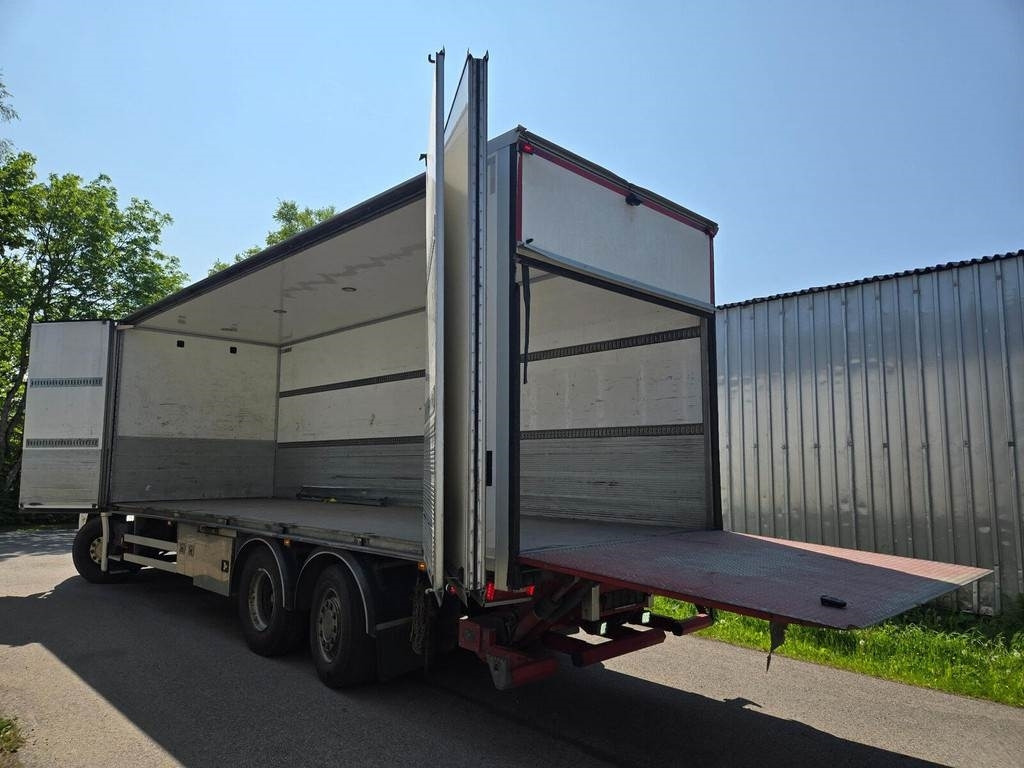 Scania G370 6X2 SIDEOPENING - Box truck: picture 2 Scania G370 6X2 SIDEOPENING - Box truck: picture 2