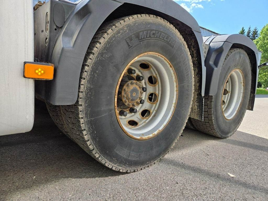 Tractor unit Volvo FH540 6X4 DUALCLUTCH: picture 15