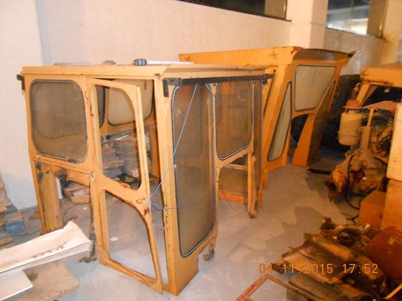 CAT CABIN FOR CATERPILLAR D7G/F/E - Cab for Construction machinery: picture 3 CAT CABIN FOR CATERPILLAR D7G/F/E - Cab for Construction machinery: picture 3