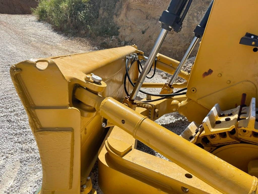 Bulldozer CAT D9N: picture 6