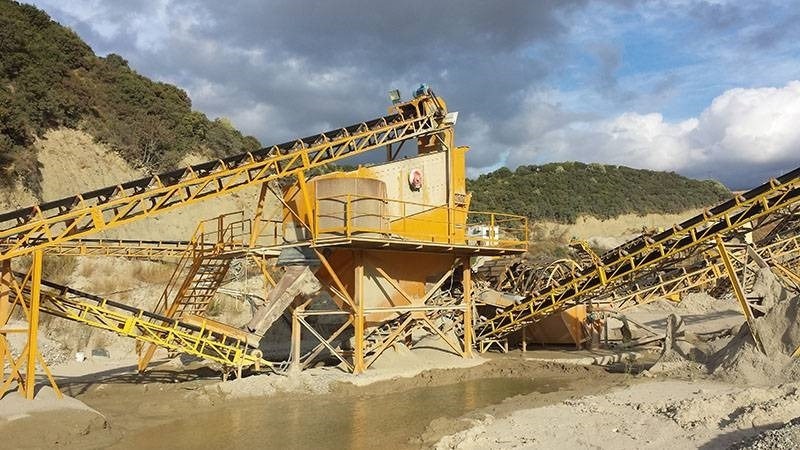 SAND CRUSHER AND SAND LAUNDRY - Crusher: picture 3 SAND CRUSHER AND SAND LAUNDRY - Crusher: picture 3