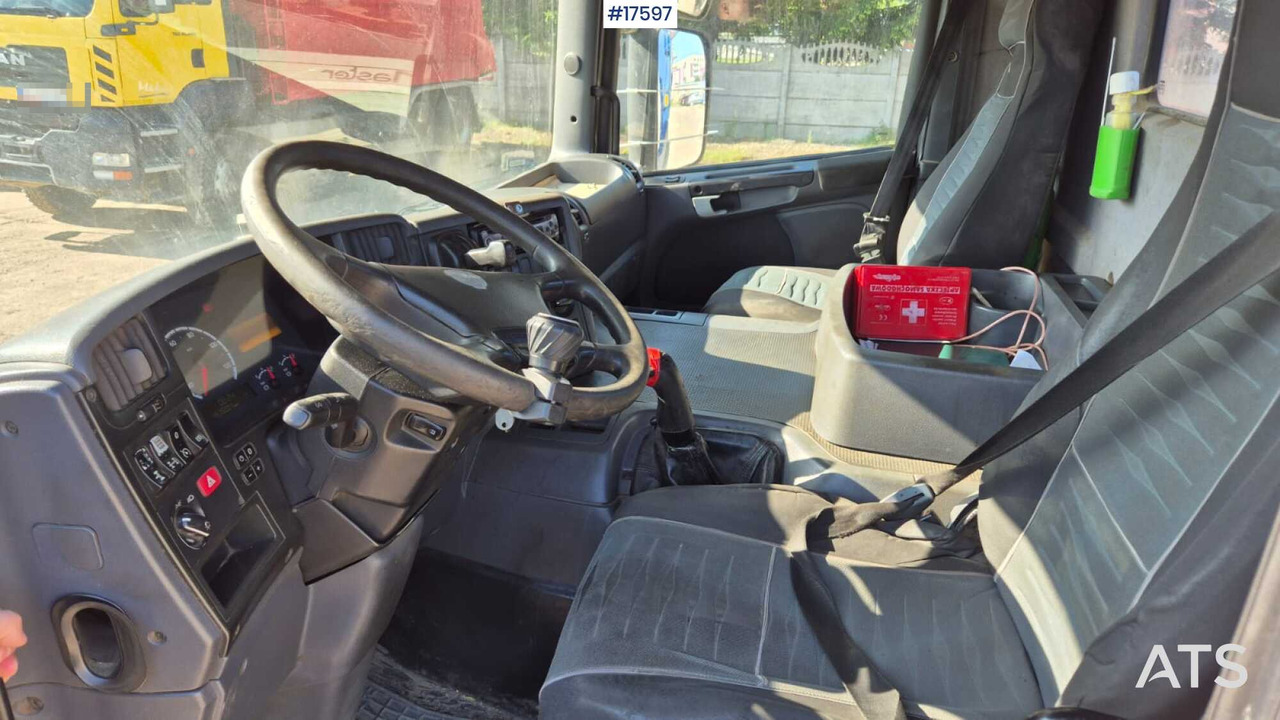 Tipper 2007 Scania P380: picture 16